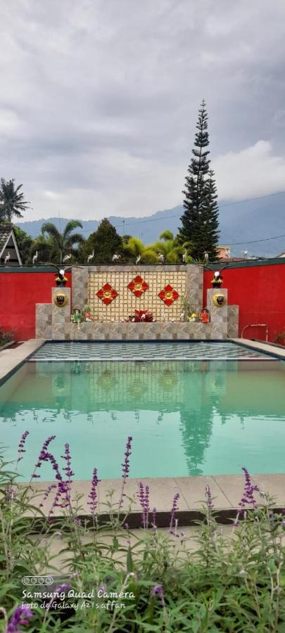 Villa Puspa 259 By Surganya Villa Puncak Buitenkant foto