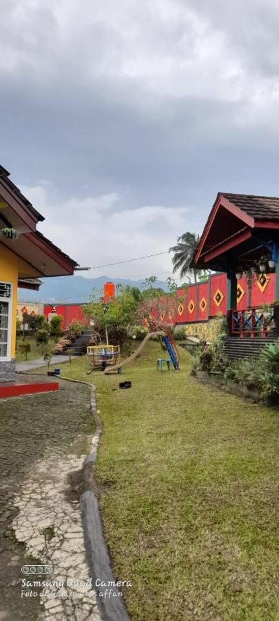 Villa Puspa 259 By Surganya Villa Puncak Buitenkant foto